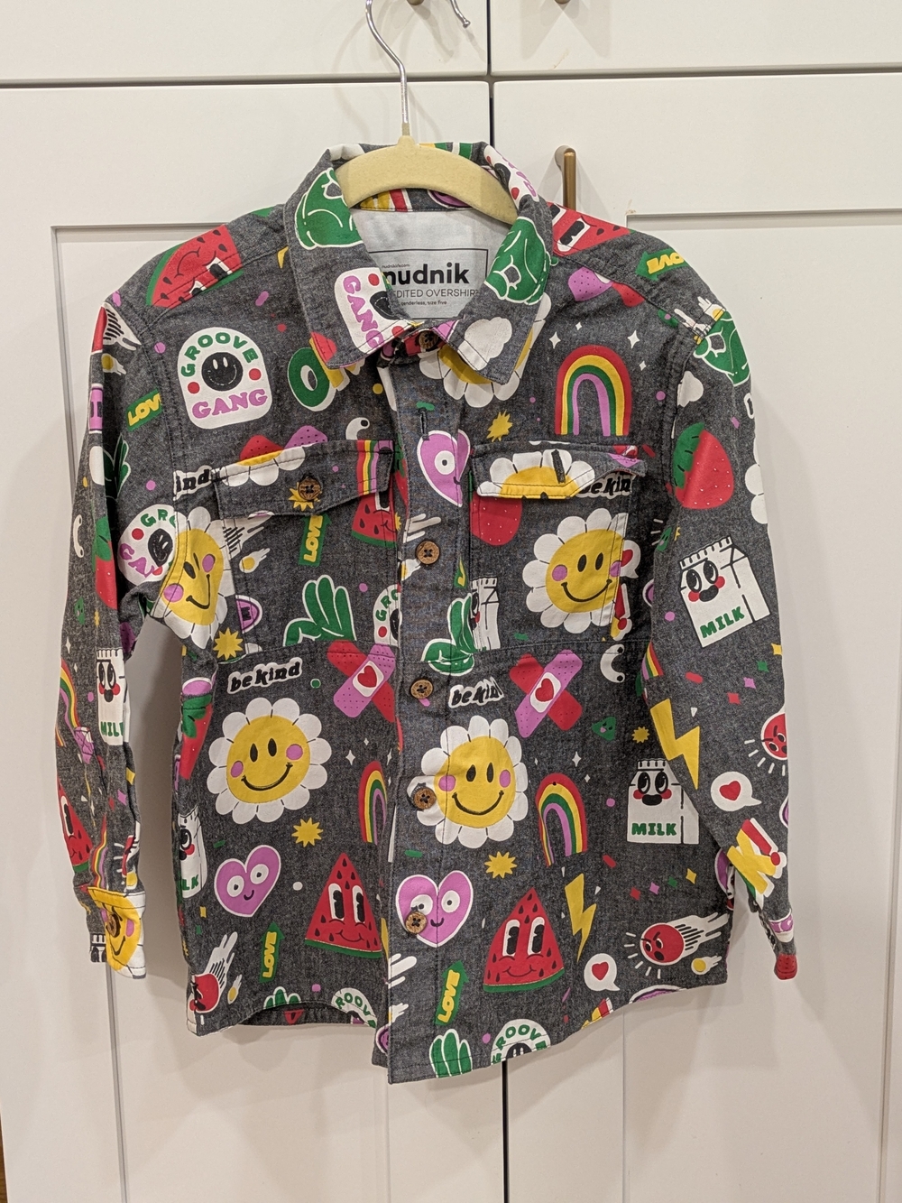 Nudnik Graphic Button-Up Top